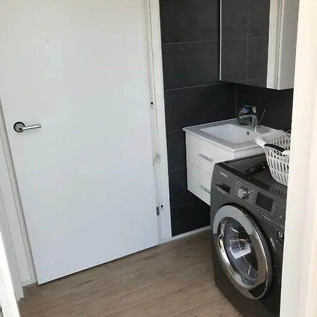 Private Lxry Cottage, 1-6 Guests * Zwanenburg
